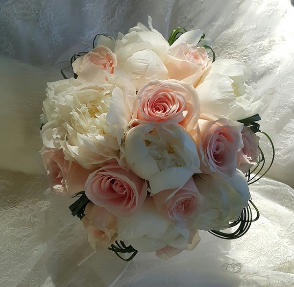 bouquet-710269_640