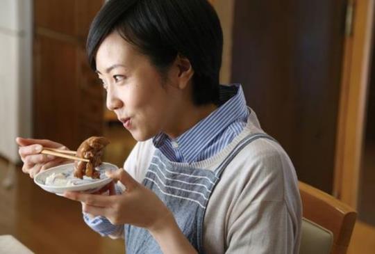【新聞】一青妙自傳著作改編電影《媽媽，晚餐吃什麼？》 以日本媽媽的台灣料理牽起動人的親情