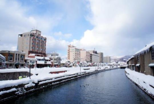 雪戀【北海道】小樽運河！樂享吃玩購一日遊推薦