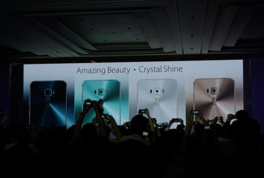 華碩 ZenFone 3 預計 7 月推出，Deluxe 還得再等等