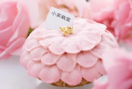 【母親節心花朵朵開】不凋萎的花蛋糕！逼真花朵讓人驚嘆！