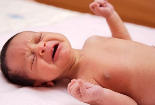 病毒性腸胃炎春天高峰期　嬰幼兒慎防輪狀病毒