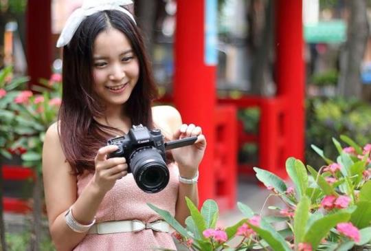 Canon 最新APS-C 機型
