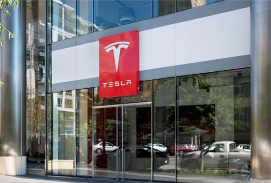 Tesla五連挫累計跌20%　罕有「減價」市場不賣帳