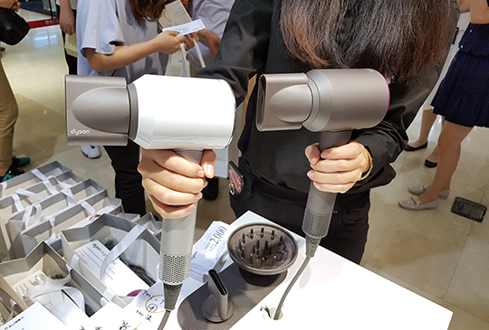 售價 14,600 元，Dyson supersonic 吹風機限量取貨結束、8/16 正式開賣