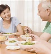 老年人該怎麼吃？　首重蛋白質+膳食纖維