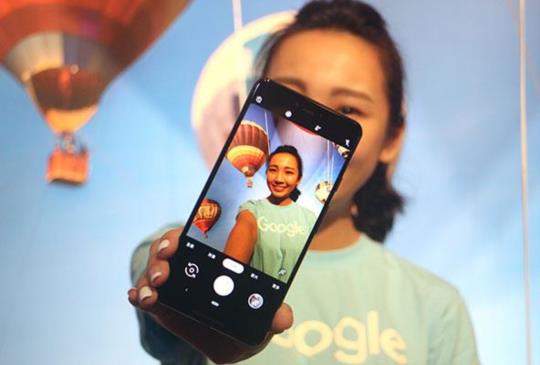 台灣消費者終於等到 Pixel 3 新機開賣，即日起 Google 語音助理講中文也能通