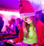 空中驚"喜" 聖誕老人降落在維珍航空班機上？！