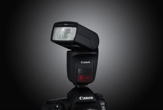 Canon 發表全球首款具 AI.B 自動智慧跳閃功能閃光燈 Speedlite 470EX-AI