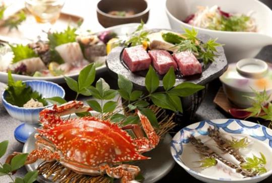 【秋冬限定】橫行霸道的美味～7家絕讚「蟹料理」日式旅館