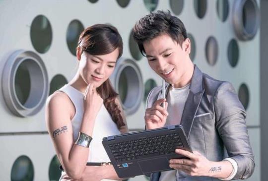 華碩超高速連網筆電 NovaGo，搭載高通處理器台灣開賣