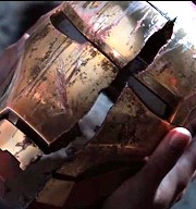 盔甲被毀「鋼鐵人3」讓史塔克囂張不起來