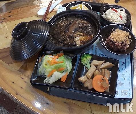 三才靈芝農場3.JPG