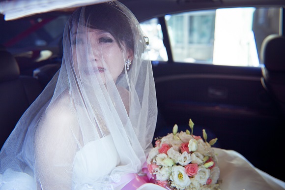 王耀崇入選公開賽別入圍名單，紀錄台灣婚禮中新娘情感真摯流露的瞬間