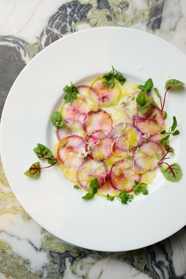 【蕪菁，大頭菜，烏魚子，帕馬森起司，食用花卉與香草】.jpg