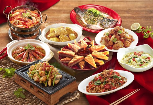 瓦城推出6人及8人的外帶年菜套餐組合，迎接祥龍獻瑞的農曆新年。.jpg
