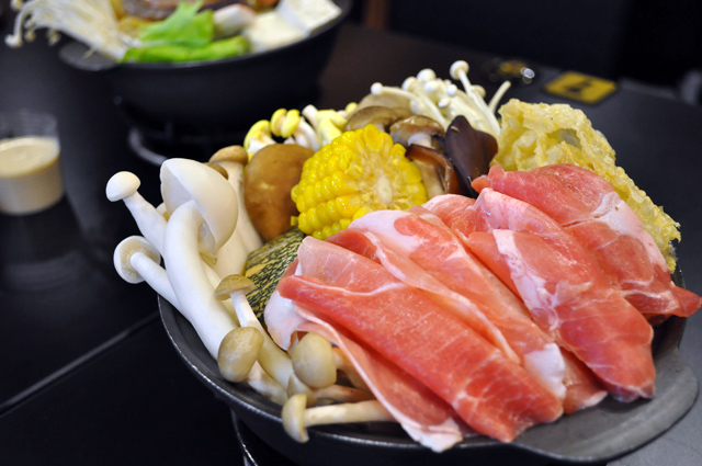 御饌鼎皇一鍋一燒(社頭店) - 養生菇菇鍋