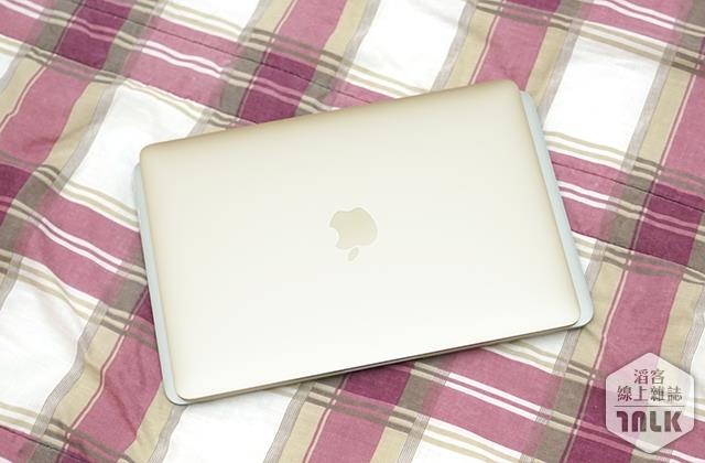 Apple Macbook vs Macbook Air 2.JPG