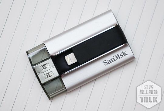 SanDisk iXpand 1.JPG