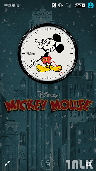 Xperia Mickey Holidays Theme 7.png