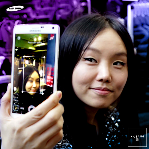 首席造型師Gee Eun透過GALAXY Note 4自拍.jpg