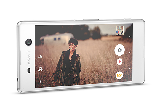 Sony Xperia M5 6.jpg