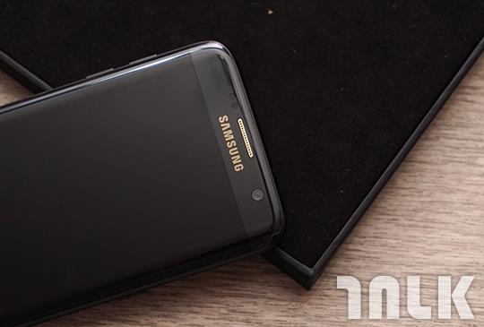 Samsung Galaxy S7 edge Injustice Edition 限量 10.JPG