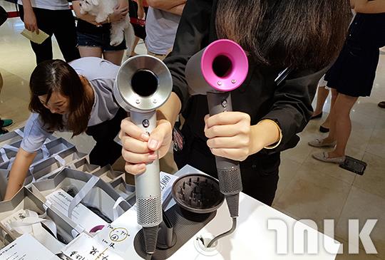 Dyson supersonic 吹風機 2.jpg