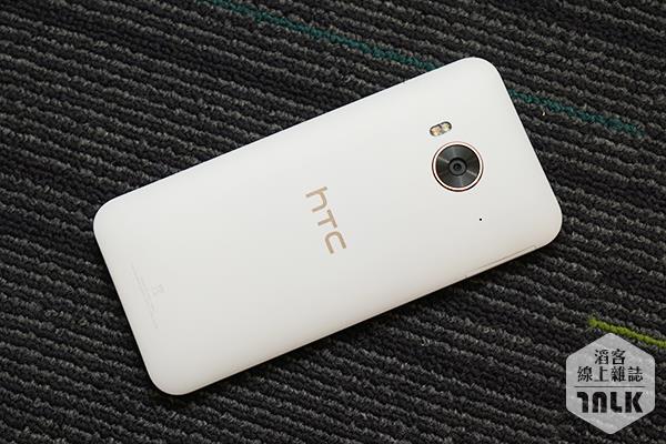 HTC One ME dual sim 2.JPG