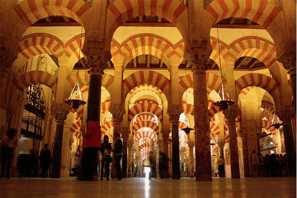 spain-Cordoba-Mezquita-wikimedia commons