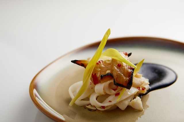Cuttlefish Noodle with Hollandaise 花枝扁麵佐墨魚荷蘭醬.jpg