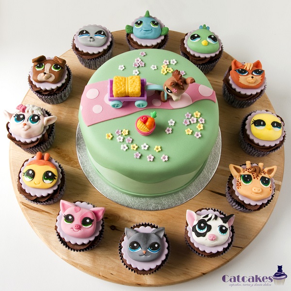 Animal Cupcakes and Cakes