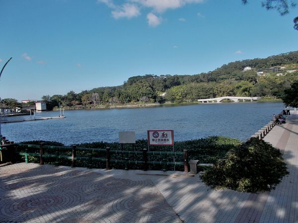 p112青草湖風景區.jpg
