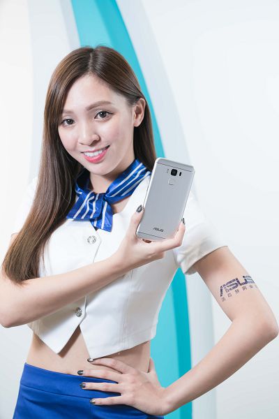華碩ZenFone 3 Max.jpg
