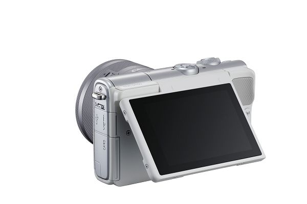 圖四　Canon EOS M100 上掀式觸控螢幕.jpg